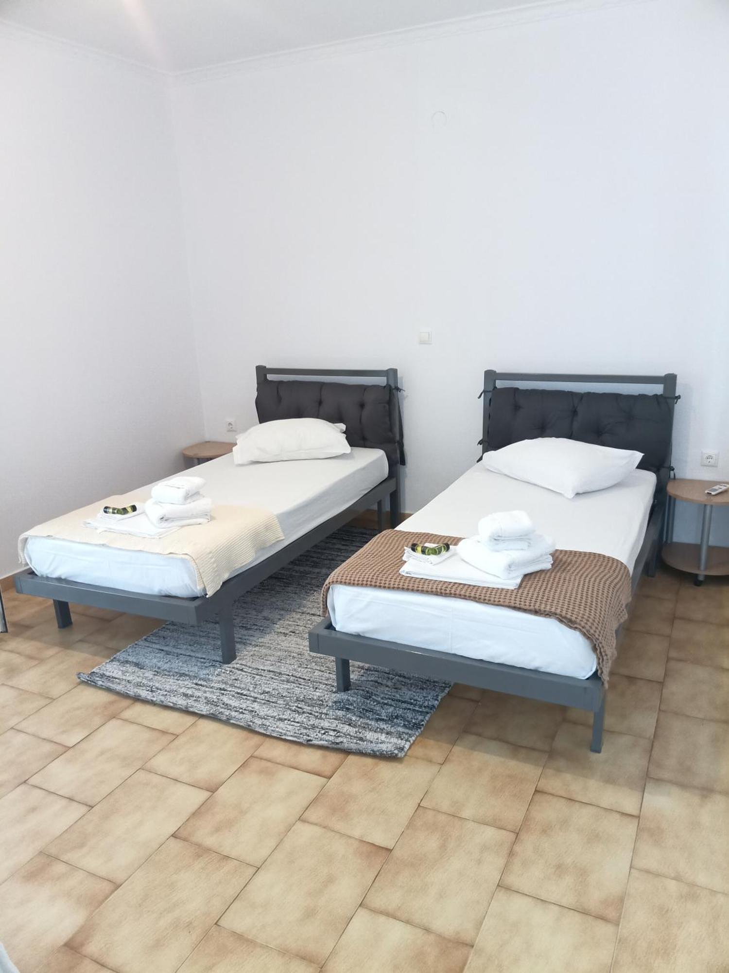 Fiona Seafront Apartments Никиана Экстерьер фото